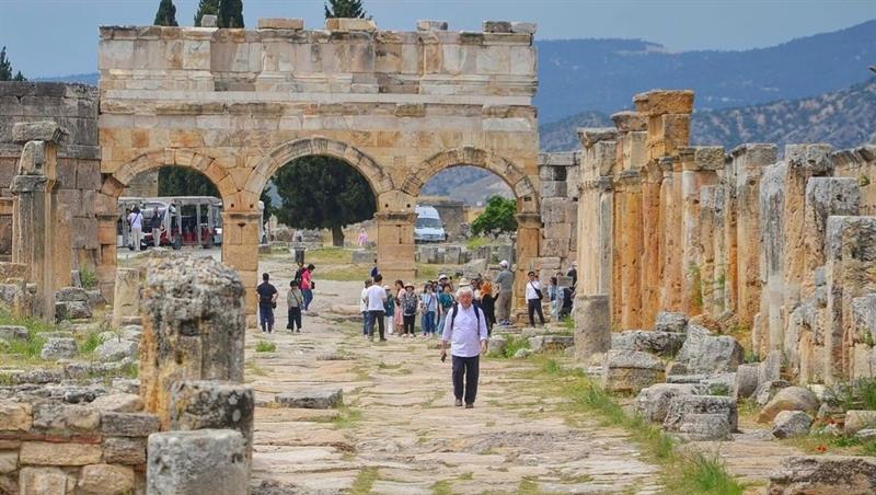 Side'den Pamukkale Turu (1 Günlük)