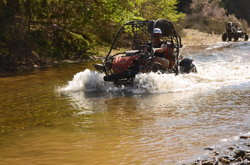 Alanya Buggy Safari Tour with off-road adventure, dusty trails and mountain scenery