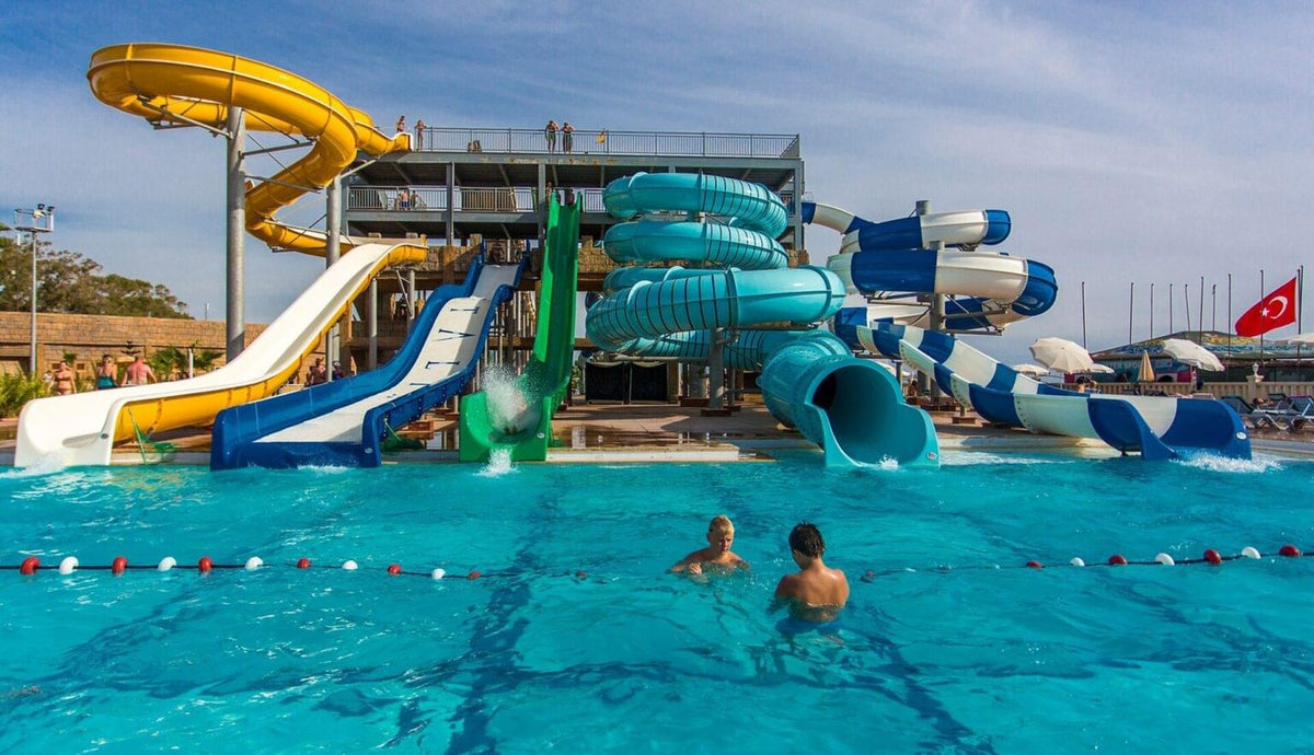 Alanya Eftalia Aquapark Tour mit Wasserrutschen und unterhaltsamen Poolaktivitäten