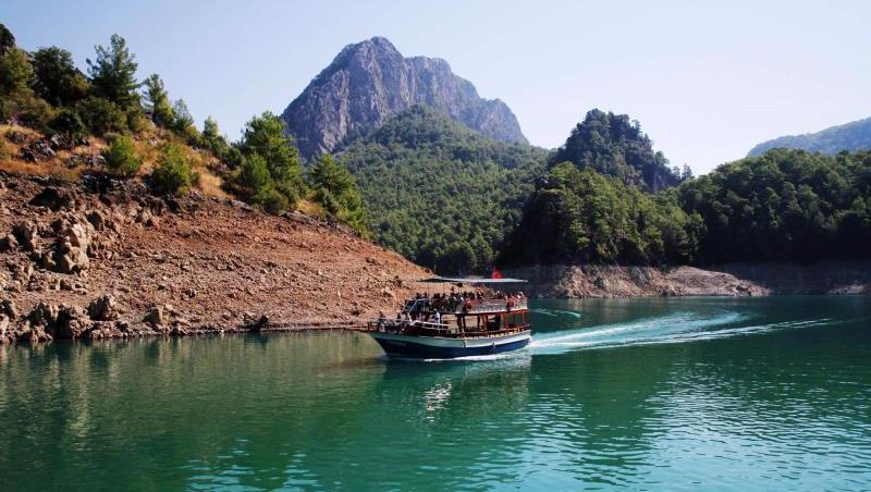 Alanya Green Canyon Tour with boat trip, turquoise lake views and nature scenery