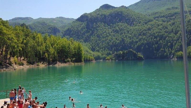 Alanya Green Canyon Tour with boat trip, turquoise lake views and nature scenery