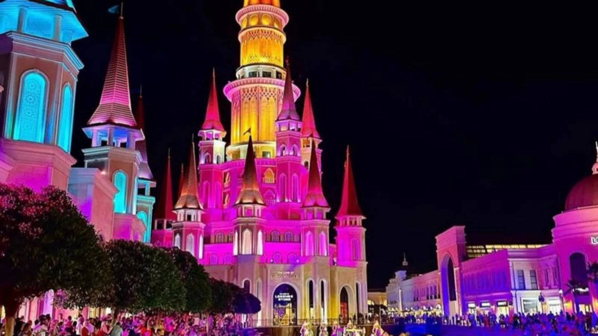 Land of Legends Night Show Tour from Alanya with lights, music and live performances