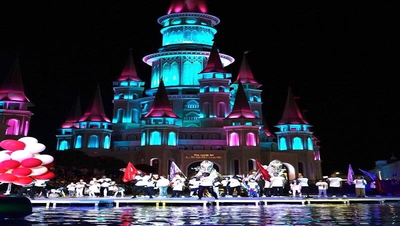 Land of Legends Night Show Tour from Alanya with lights, music and live performances