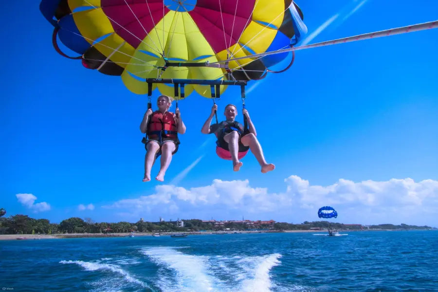 Alanya Parasailing Tour – Soar Above the Mediterranean!
