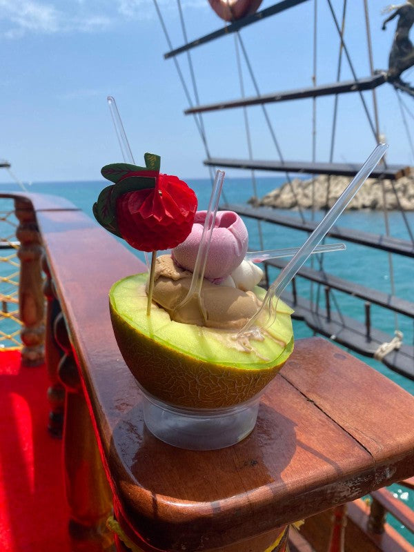 Alanya Relax Boat Tour with swimming breaks, peaceful sea views and a relaxing Mediterranean cruise